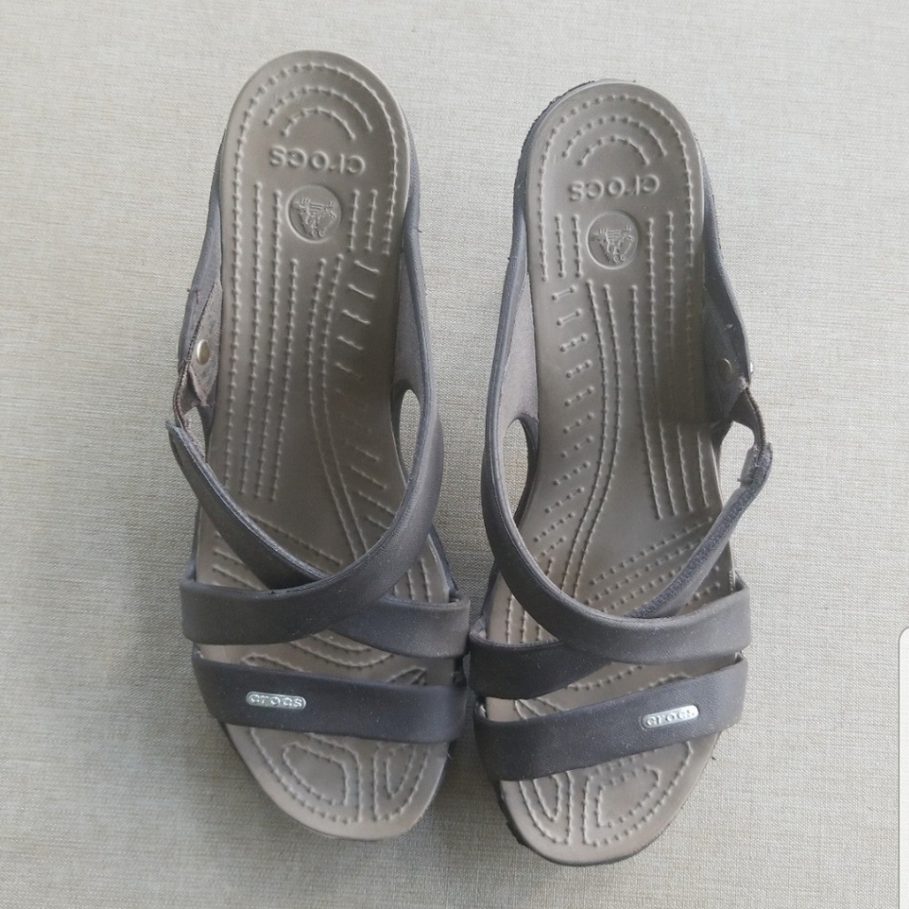 Crocs Sandals Heel Open Peep Casual Comfort Brown Cushion Slip On - Picture 3 of 7